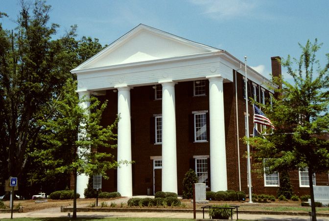 File:Greene County Georgia Courthouse.jpg