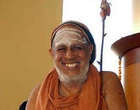 File:Jayendra Saraswathi Swamigal.jpg