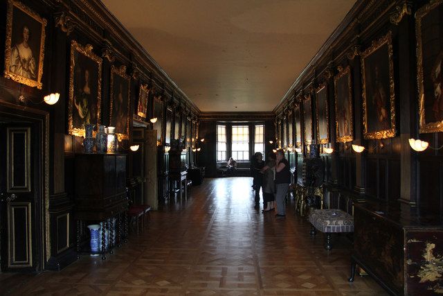 File:Long Gallery at Ham House-geograph-3664361.jpg