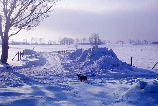 File:Ormerod House snow in 1963.jpg