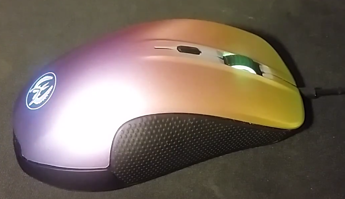 File:Steelseries Rival 300 Fade Edition side on.png