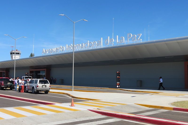 File:Aeropuerto-de-la-paz.jpg