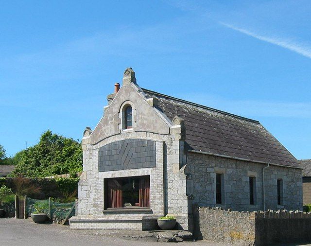 File:Boat House - geograph.org.uk - 486449.jpg