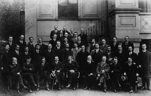 File:First dail eireann 1919.jpg