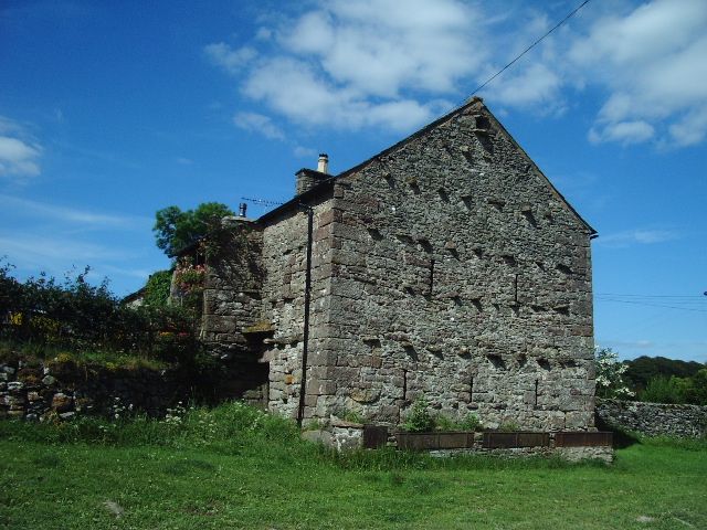 File:Gable end - geograph.org.uk - 202611.jpg