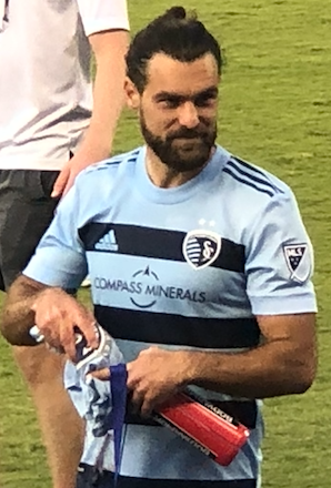 File:Graham Zusi 2022.png