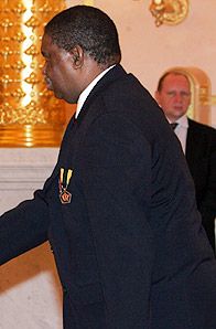 File:Phelekezela Mphoko.jpg