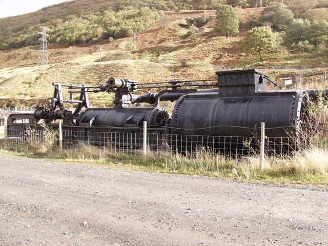 File:Steam Pump - geograph.org.uk - 289002.jpg