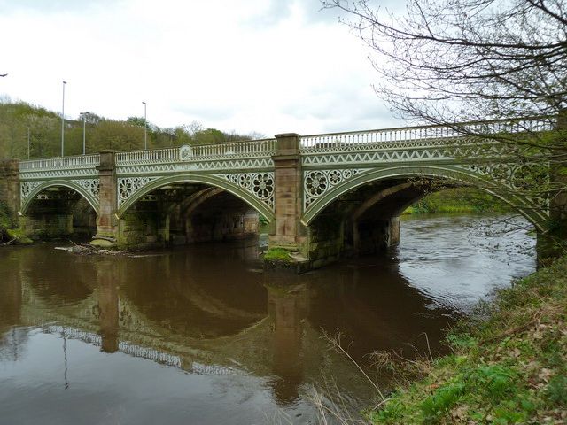 File:Thirlmere Aqueduct, Prestwich.jpg