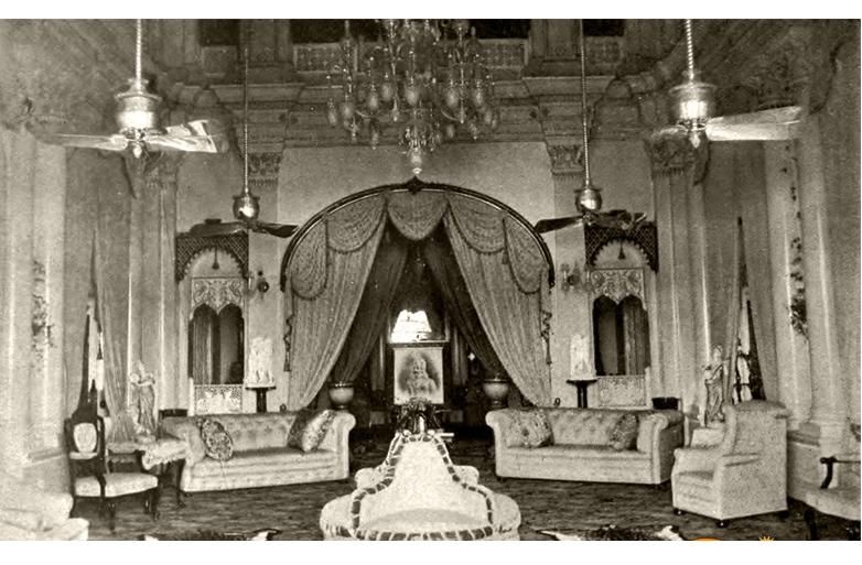 File:Drawing Room of Wasif Manzil.jpg