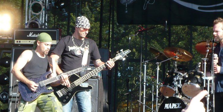 File:Falconer - Wacken 2007.jpg