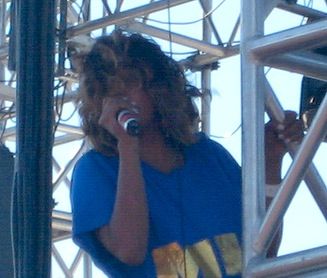 File:M.I.A.TreasureIslandfest2007.jpg