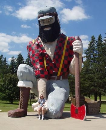 File:Akeley-Minnesota-Paul-Bunyan.jpg