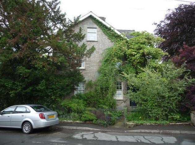 File:Ashbrook-House, Clyro - 3016665 - geograph.org.uk.jpg