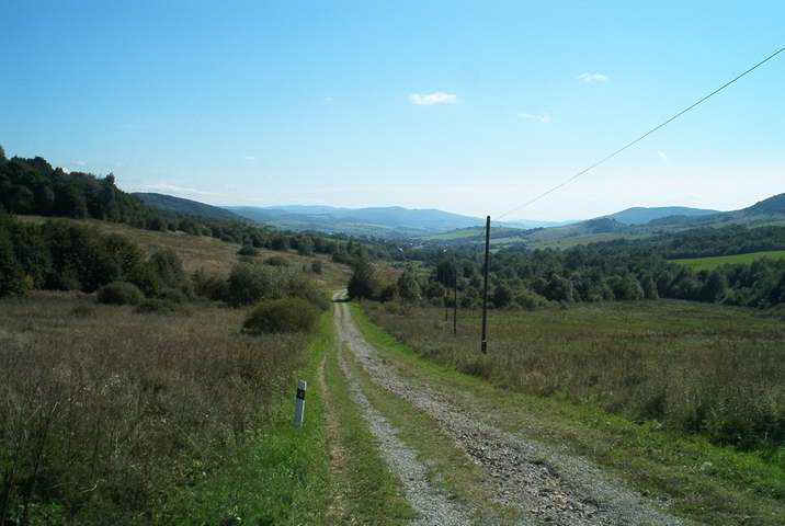 File:Czeremha pass.jpg