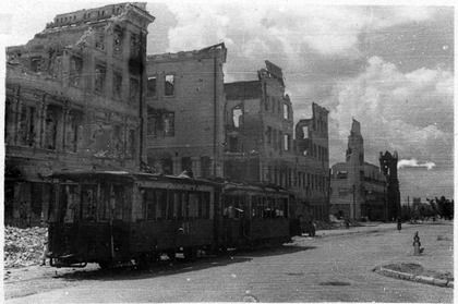 File:Destoyed Buildings in Stalingrad, 1942 (18).jpg