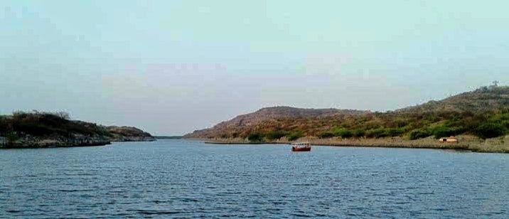 File:Kaylana Lake, Jodhpur.jpg