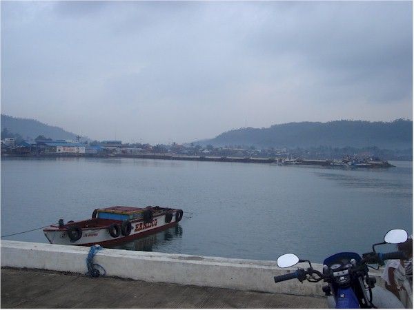 File:Pasacao Port in Pasacao, Camarines Sur.jpg