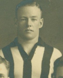 File:Alec Fyfe 1935.jpg