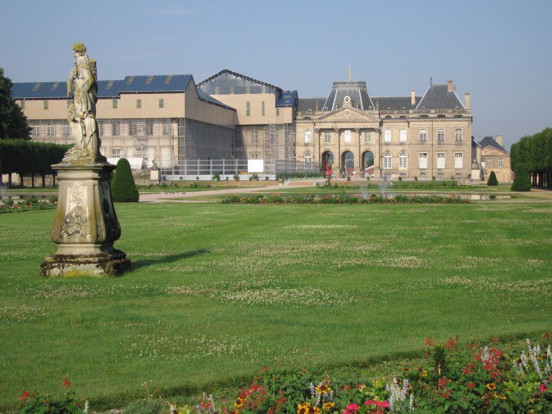 File:ChateauLuneville3.jpg