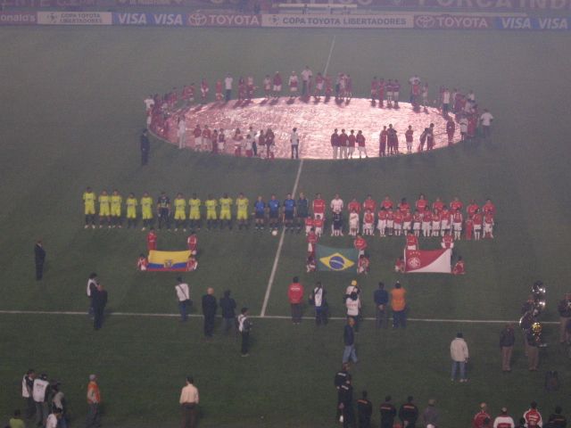 File:INTERNACIONAL-LDU(2006).jpg