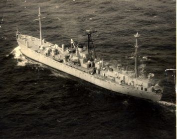 File:USS Jamestown.jpg