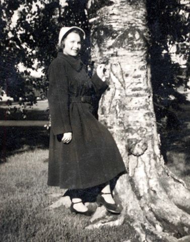 File:Anja Pohjola 1950-luku alku.jpg