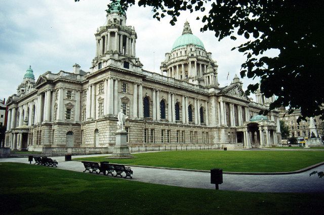 File:Belfast-city-hall.jpg