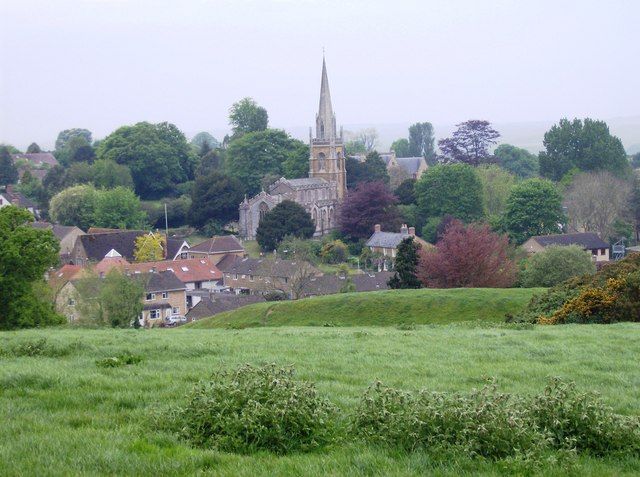 File:Castle Cary church.jpg