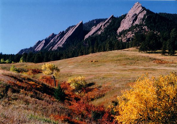 File:Flatirons in the Fall.jpg