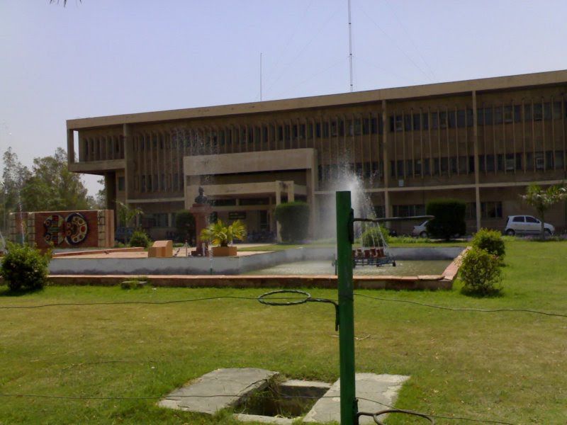 File:Fletcher Bhawan of CCS HAU.jpg