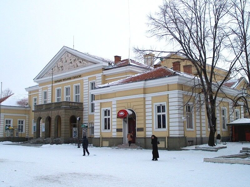 File:Theatre Yambol.jpg