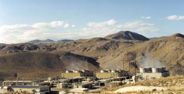 File:Coso geothermal plant.jpg