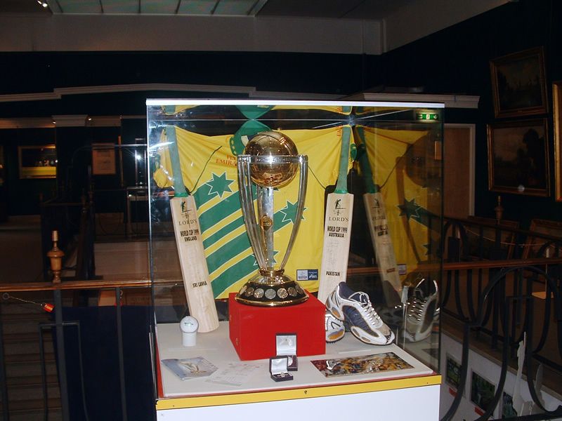 File:Cricket World Cup Trophy.jpg