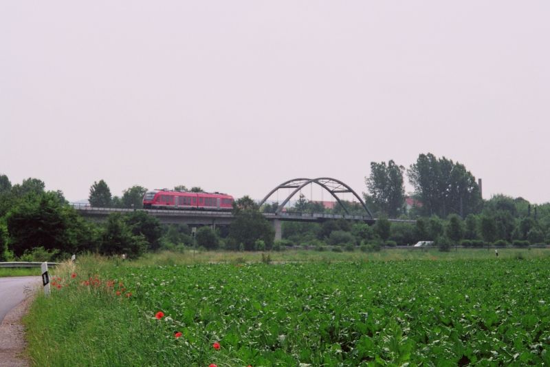 File:Goettingen-Bruecke-Oberweserbahn1.jpg