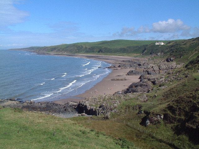 File:Killantringan Bay.jpg