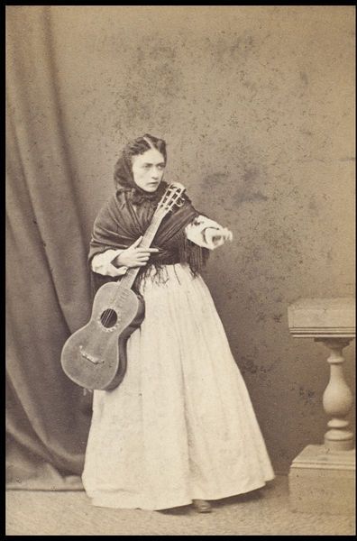 File:Lydia Foote with guitar.jpg