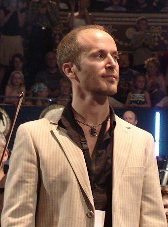 File:Murray Gold at Doctor Who Prom.JPG