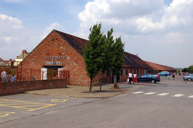 File:The Ropewalk - geograph.org.uk - 210686.jpg