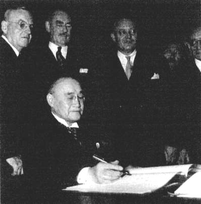 File:Yoshida signing the US-Japan Security 1951.jpg