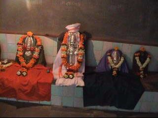 File:ADHISTHI RAVALNATH MANDIR VATUL.jpg