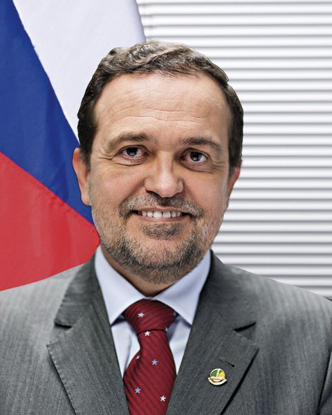 File:Foto oficial de Walter Pinheiro.jpg