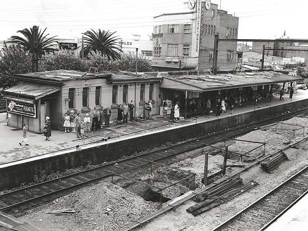 File:Railway Station - Hurstville.jpg