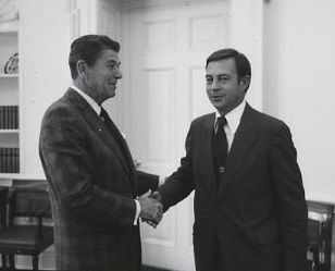 File:Ronald Reagan and Langhorne Motley.jpg