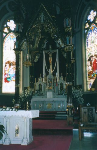 File:SFXBasillicaMainAltar.jpg