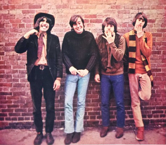 File:The Lovin' Spoonful, 1965 (2).png