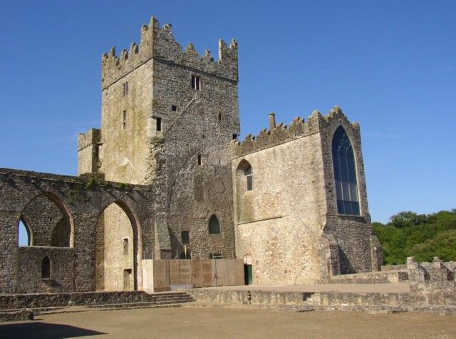 File:Tintern Abbey (Co. Wexford).jpg