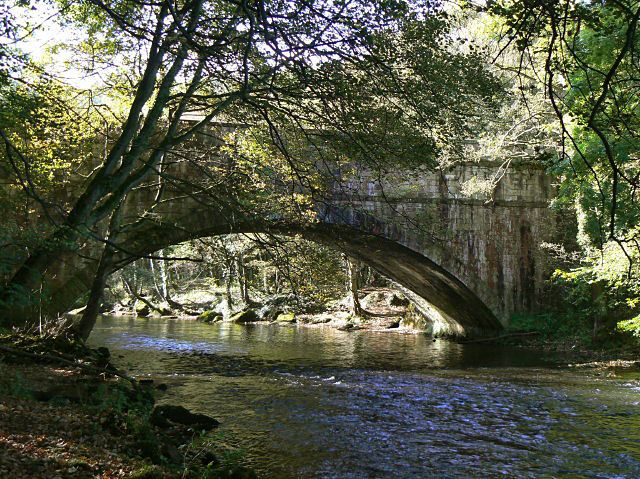 File:Wigwell Aqueduct - geograph.org.uk - 1522396.jpg