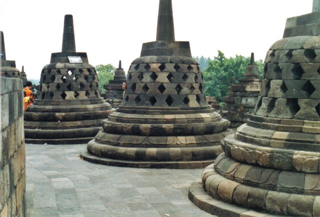 File:Borobudur stupa.jpg