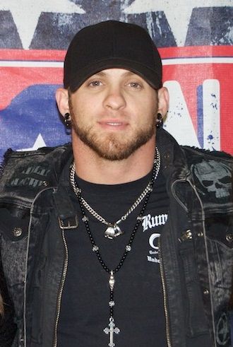 File:Brantley Gilbert 2013.jpg